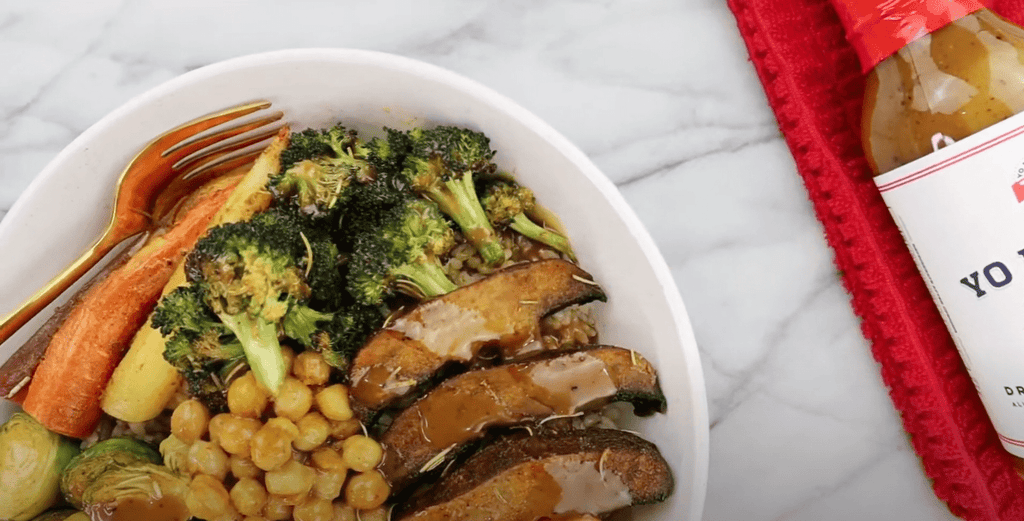 Balsamic Roasted Veggie Bowl - Yo Mama's Foods